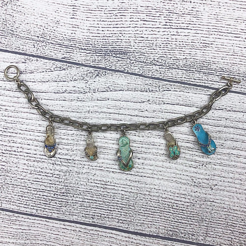 $5 CLEARANCE! Girls Flip Flop Charm Silver Charm Bracelet - Picture 3 of 9
